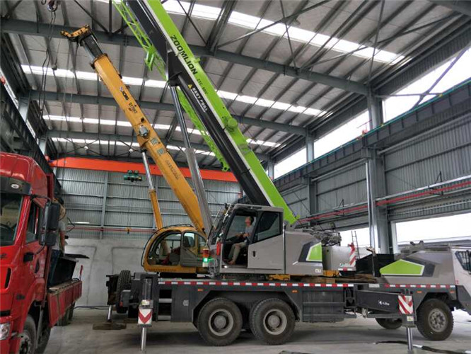 古城区高空车出租需要注意哪些安全事项？