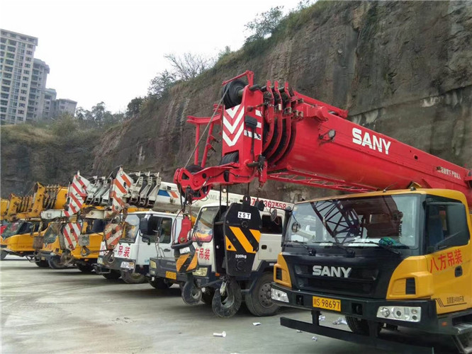 古城区吊车出租按什么计费？台班费、单次费、里程费怎么算？